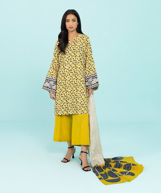 Sapphire - 3 Piece - Printed Khaddar Suit