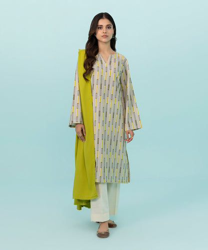 Sapphire - 3 Piece - Printed Khaddar Suit