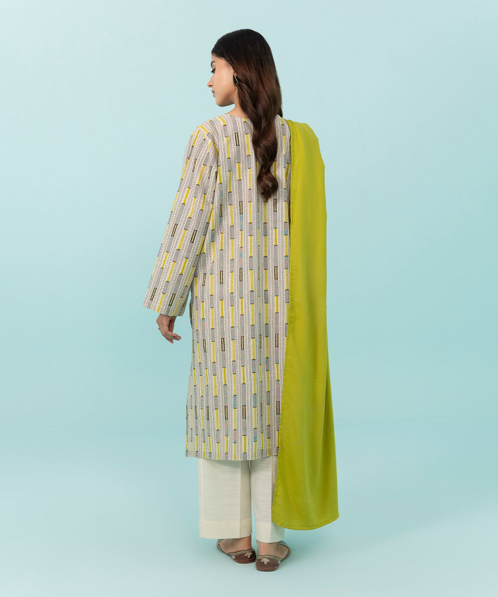 Sapphire - 3 Piece - Printed Khaddar Suit