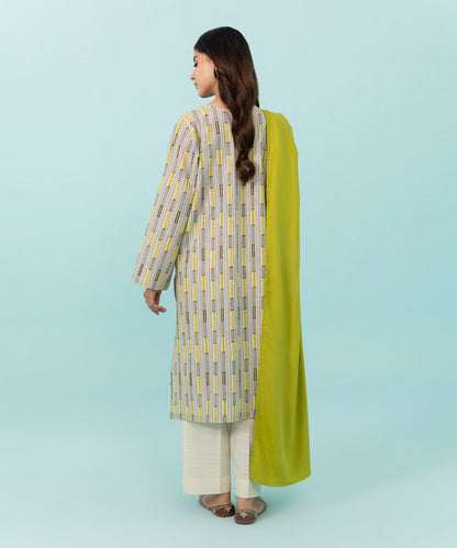 Sapphire - 3 Piece - Printed Khaddar Suit