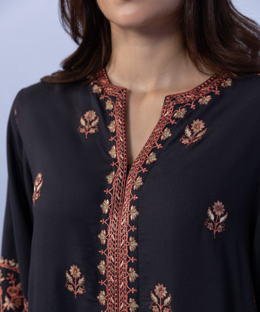 Sapphire - 2 Piece - Embroidered Linen Suit