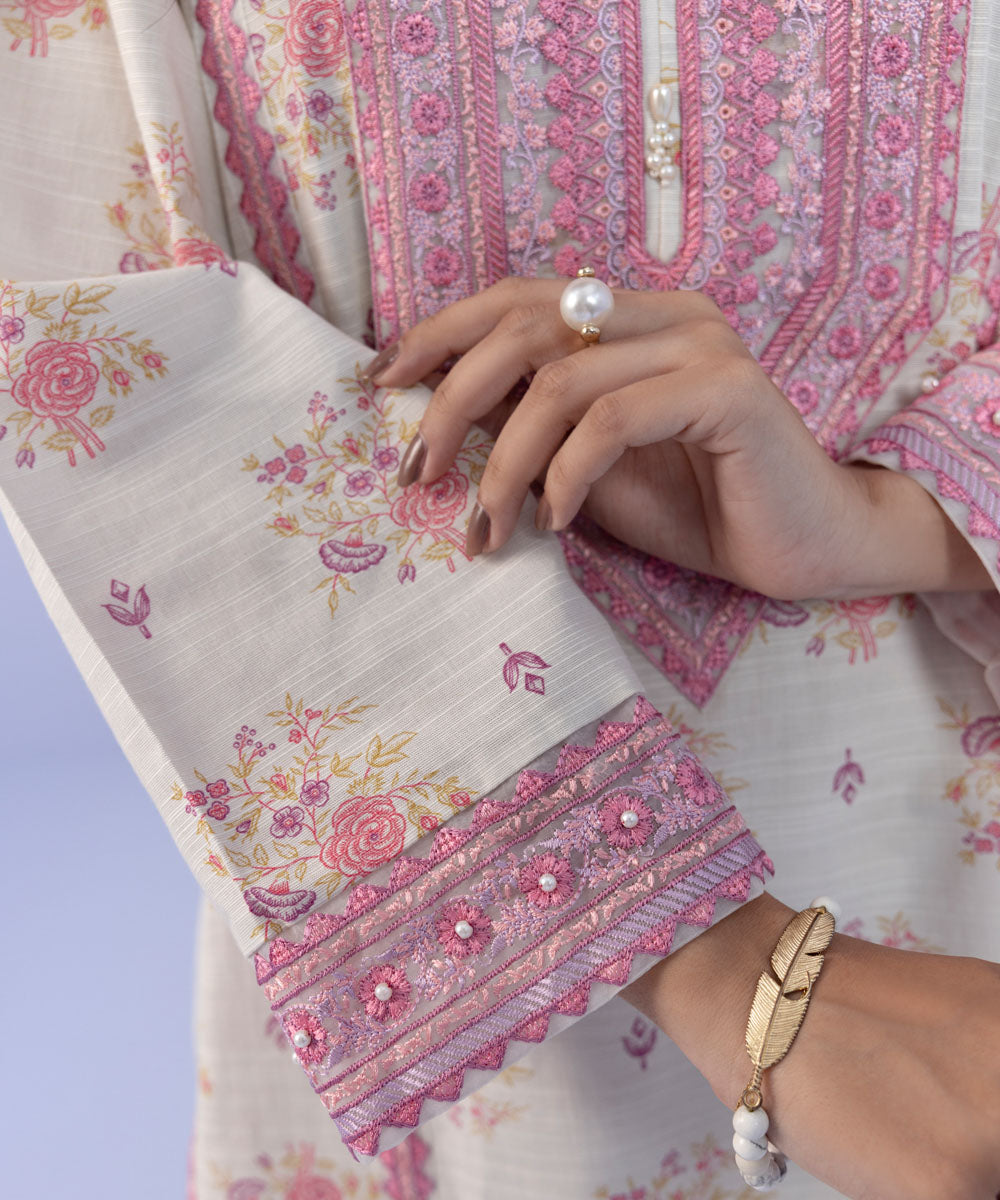 Sapphire - 3 Piece - Embroidered Khaddar Suit