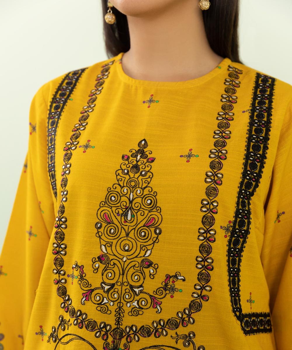 Sapphire - 3 Piece - Embroidered Khaddar Suit