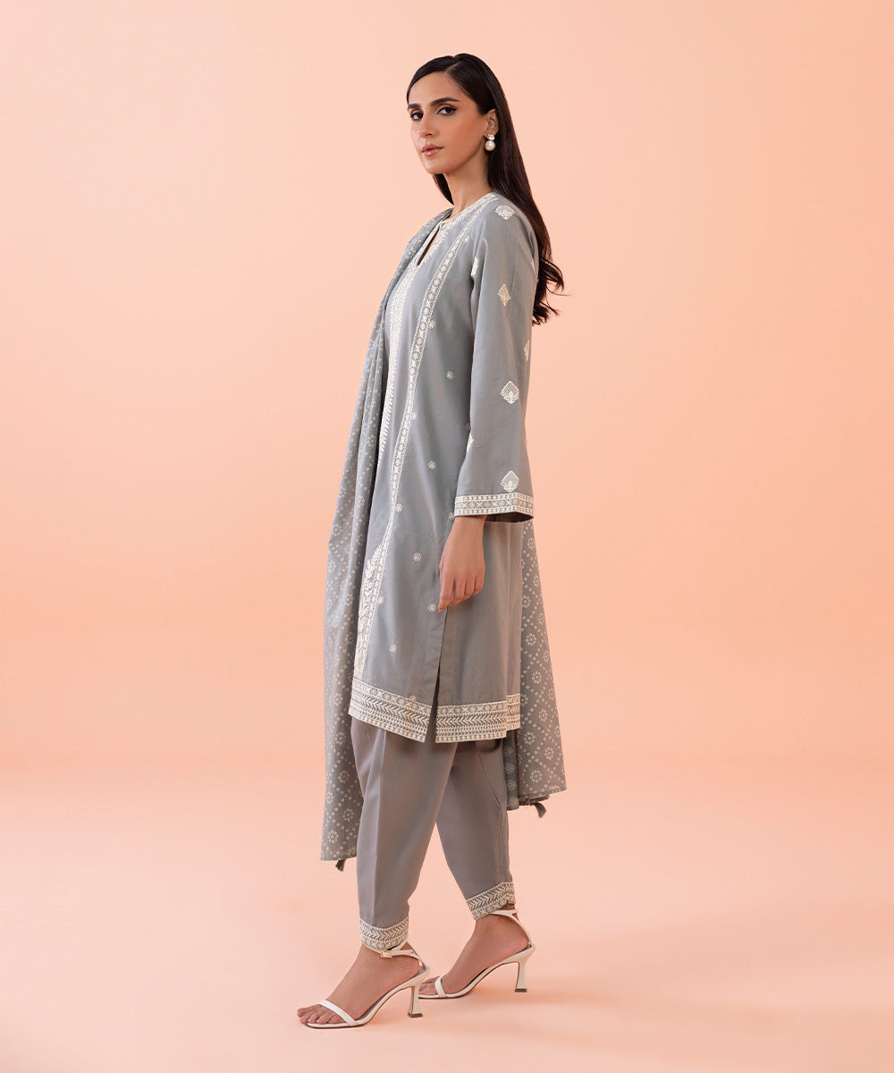 Sapphire - 3 Piece - Embroidered Lawn Suit