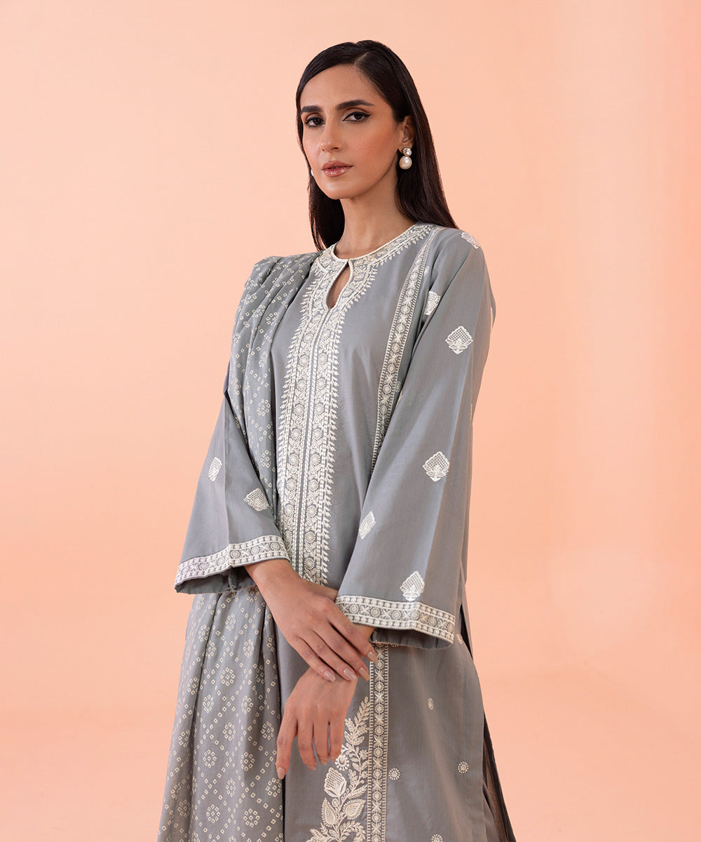 Sapphire - 3 Piece - Embroidered Lawn Suit