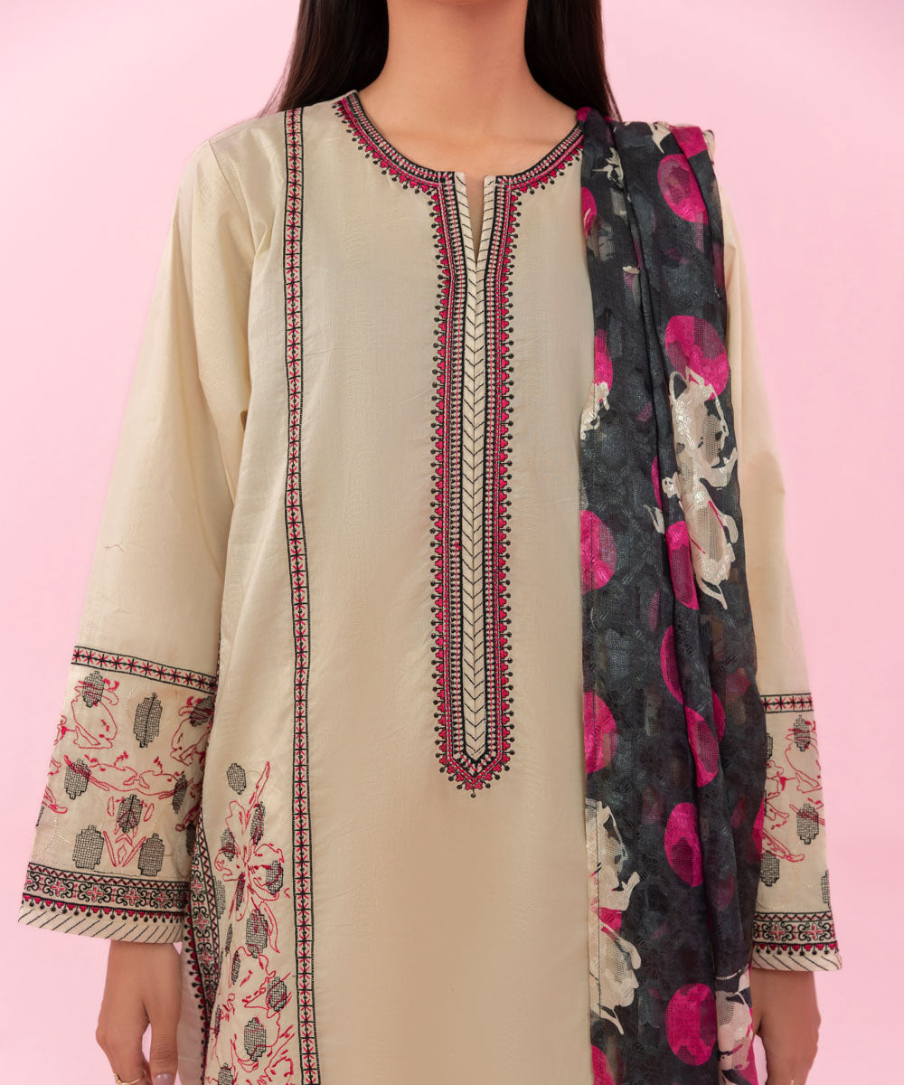 Sapphire - 3 Piece - Embroidered Jacquard Suit
