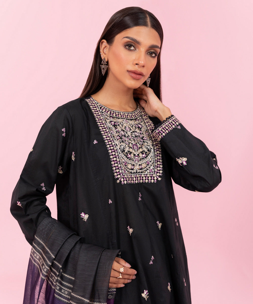 Sapphire - 3 Piece - Embroidered Jacquard Suit