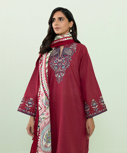 Sapphire - 3 Piece - Embroidered Zari Khaddar Suit