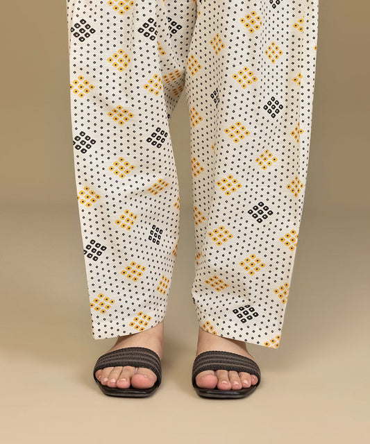 Sapphire - Printed Khaddar Shalwar