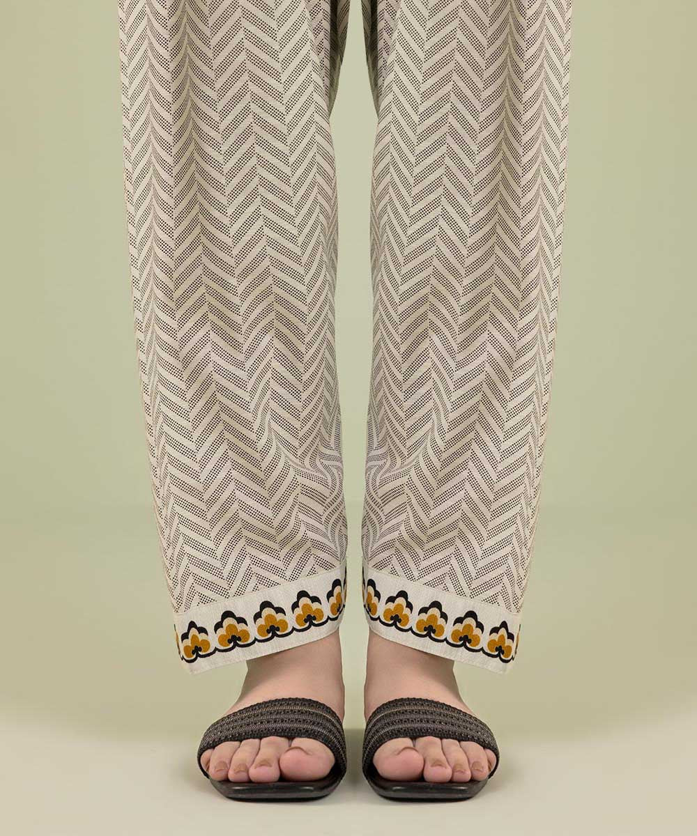 Sapphire - Printed Khaddar Shalwar