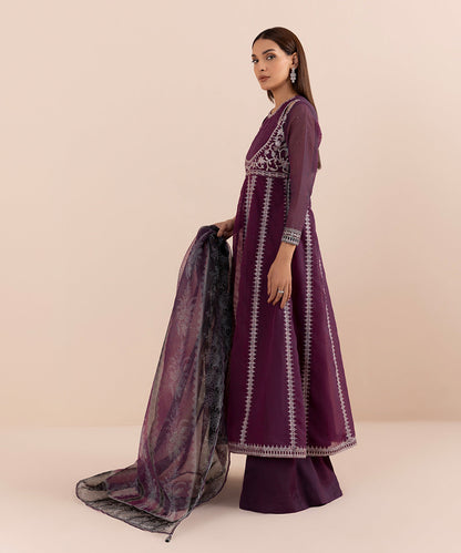 Sapphire - 3 Piece - Embroidered Karandi Suit