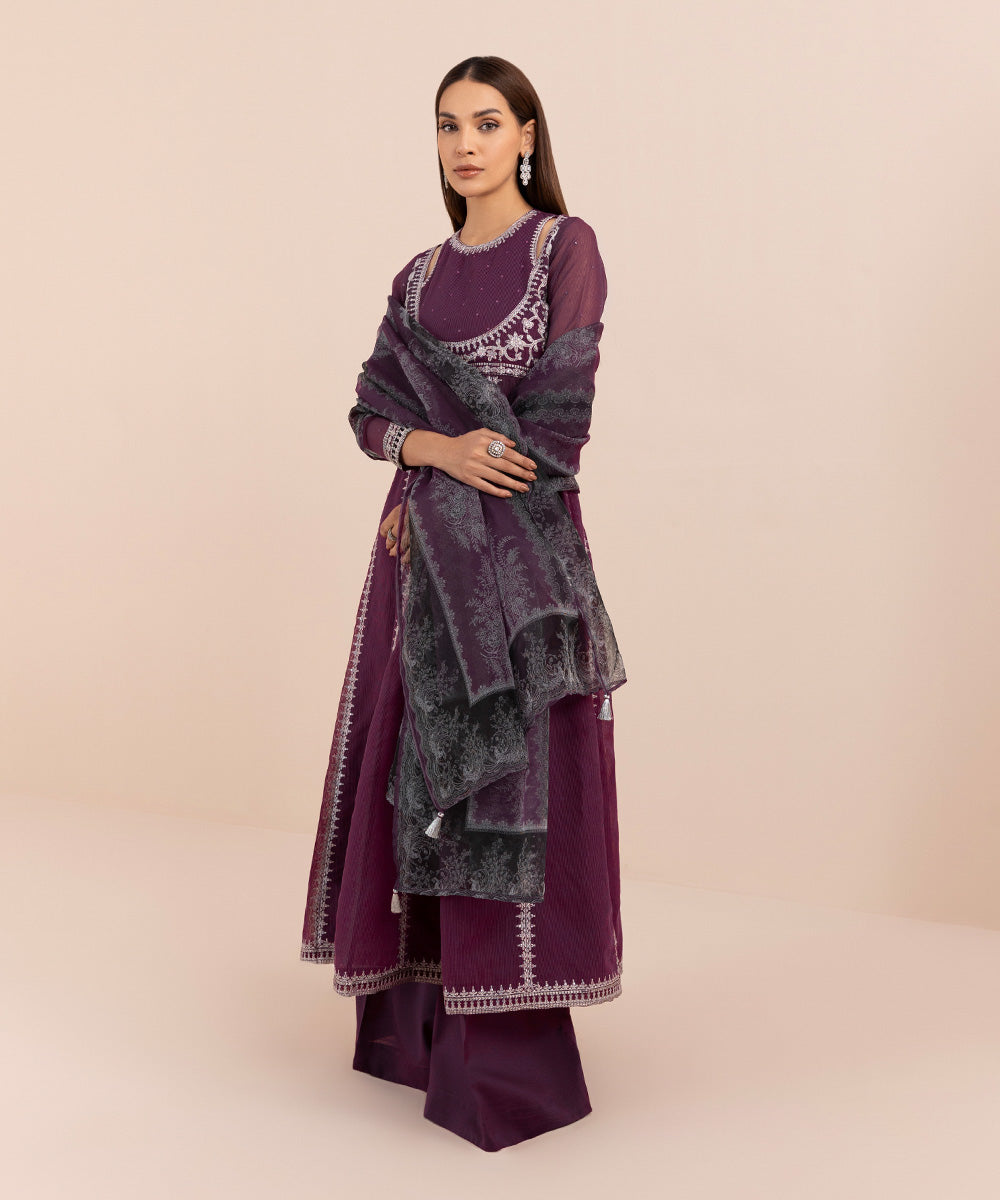 Sapphire - 3 Piece - Embroidered Karandi Suit