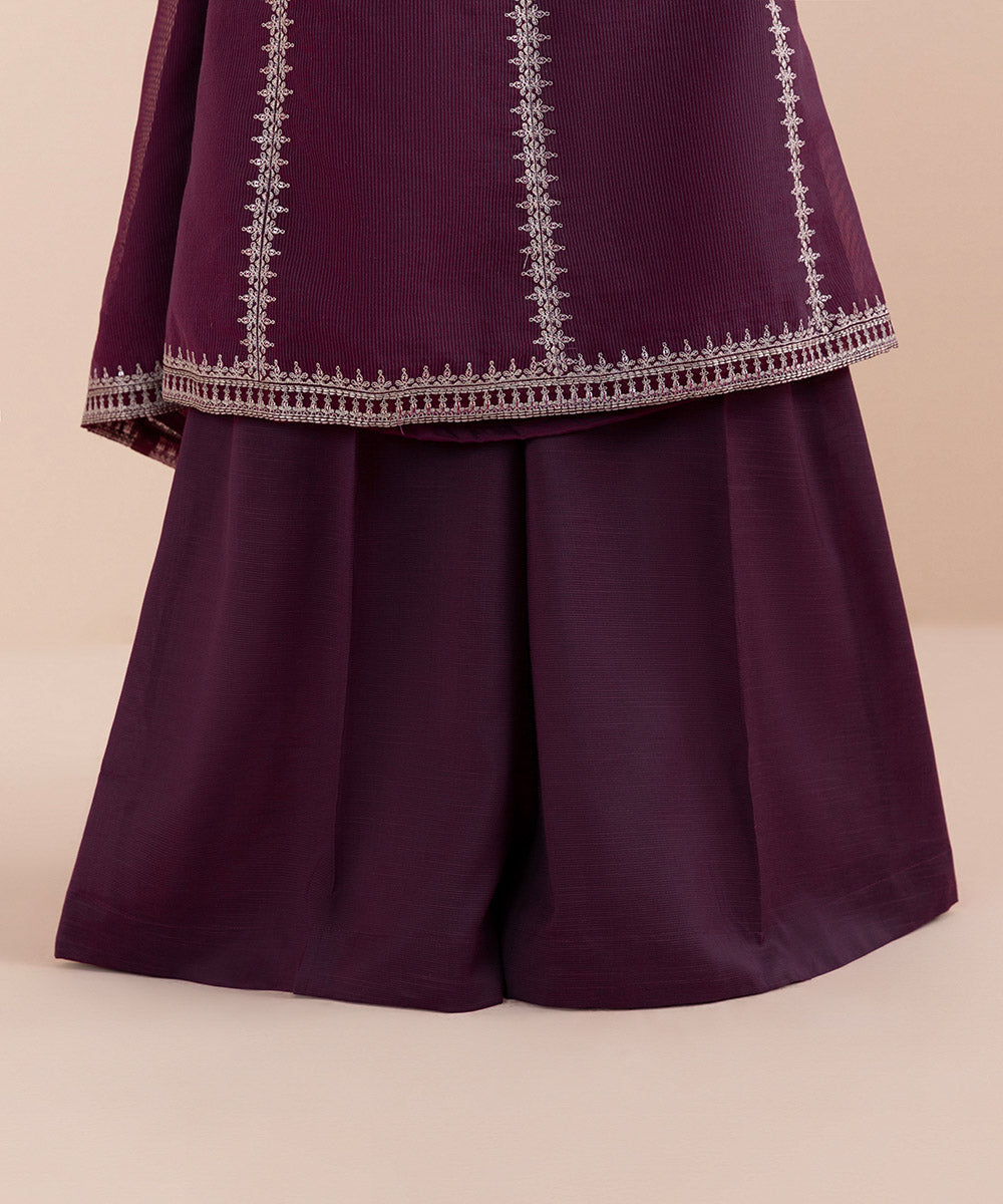 Sapphire - 3 Piece - Embroidered Karandi Suit