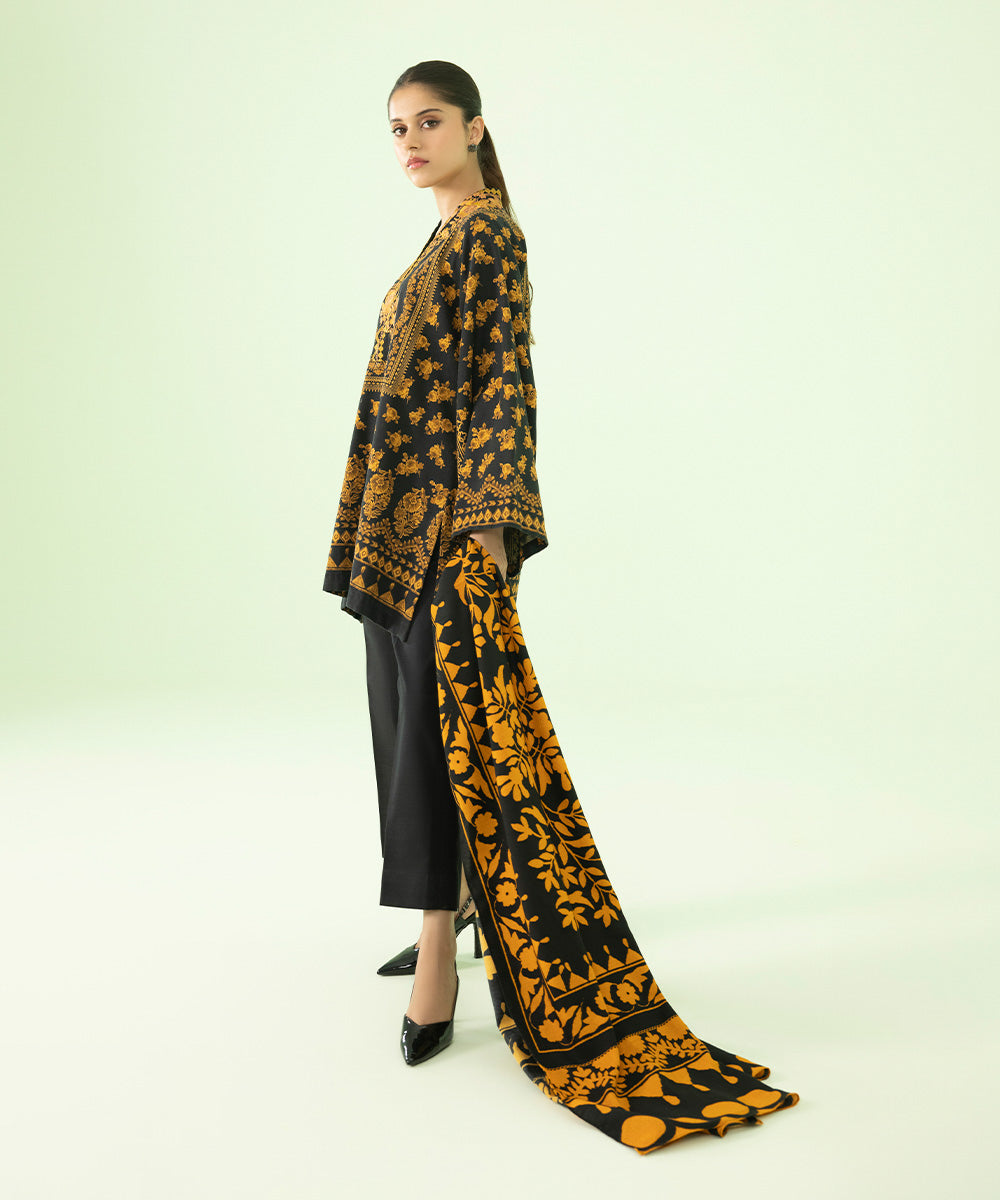 Sapphire - 2 Piece - Embroidered Khaddar Suit