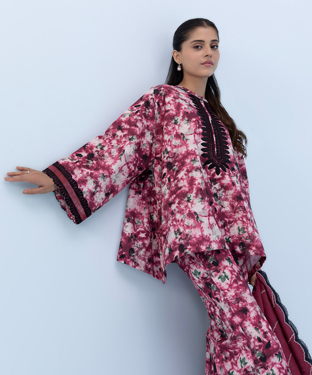 Sapphire - 3 Piece - Embroidered Khaddar Suit