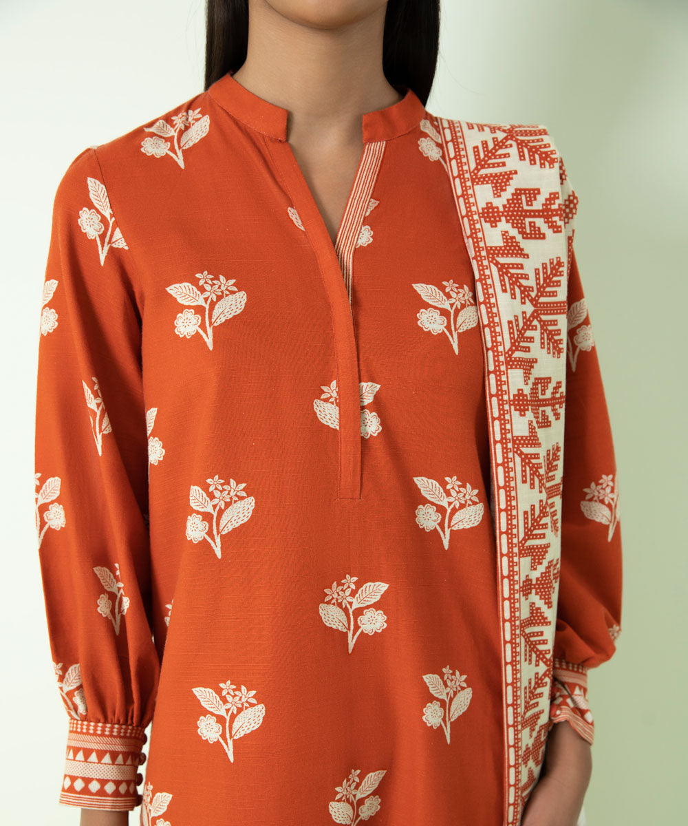 Sapphire - 3 Piece - Printed Khaddar Suit