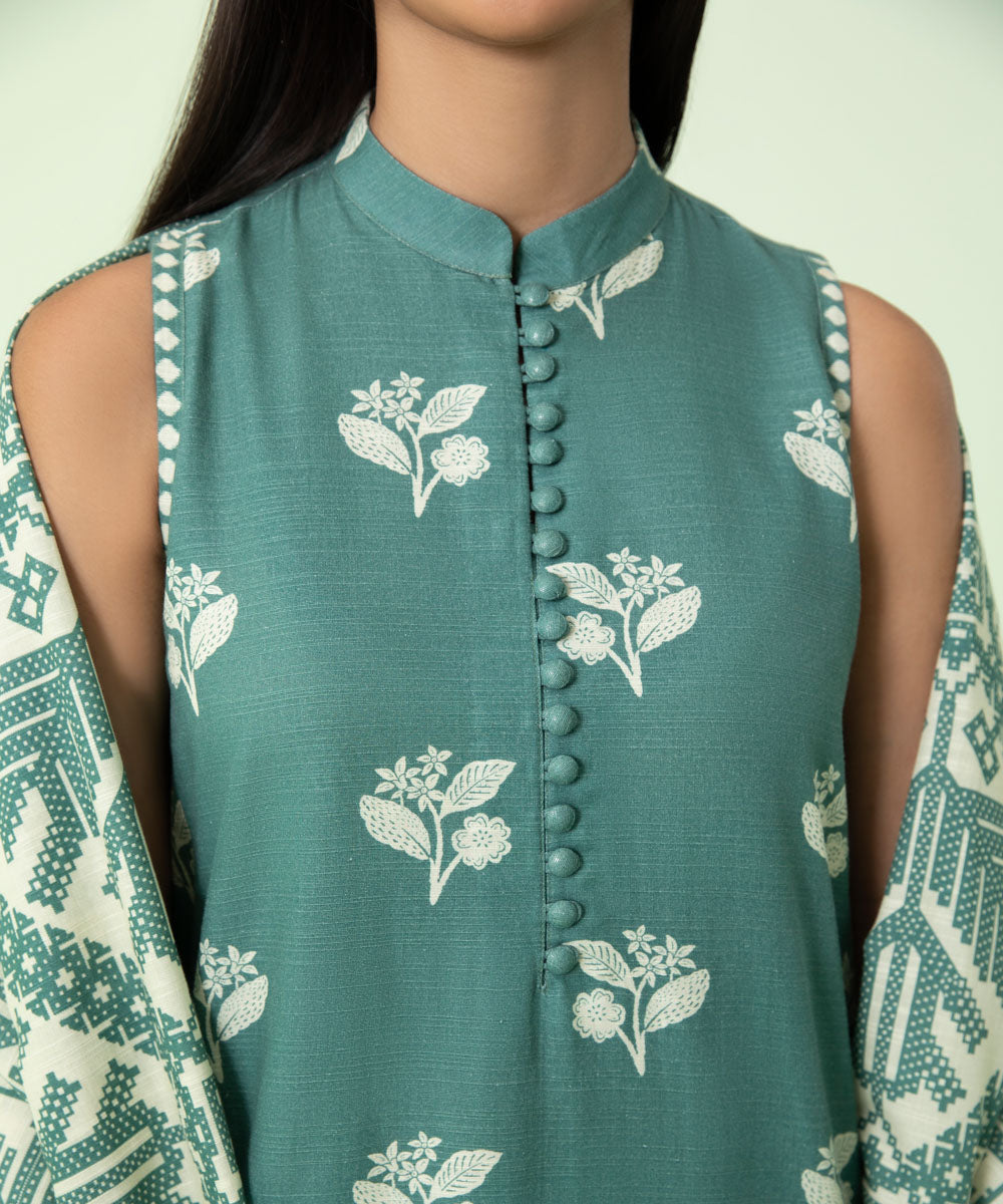 Sapphire - 3 Piece - Printed Khaddar Suit