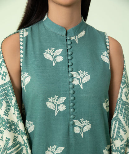 Sapphire - 3 Piece - Printed Khaddar Suit