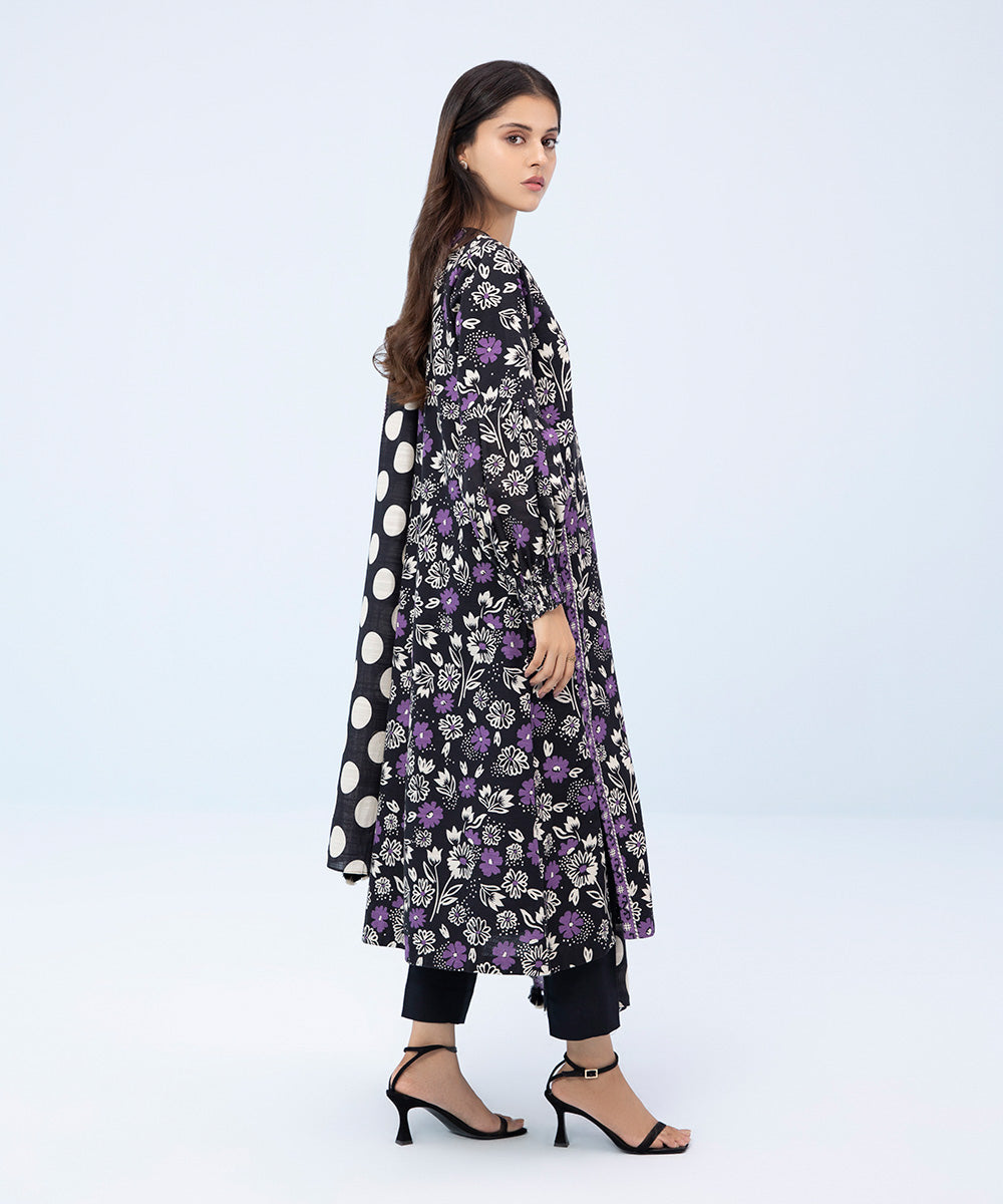 Sapphire - 3 Piece - Printed Khaddar Suit