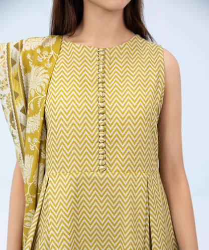 Sapphire - 3 Piece - Printed Khaddar Suit