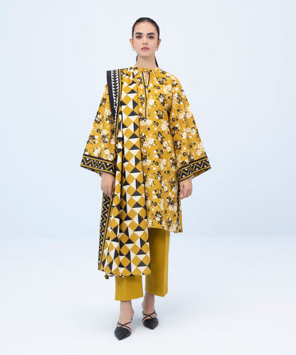 Sapphire - 3 Piece - Printed Khaddar Suit