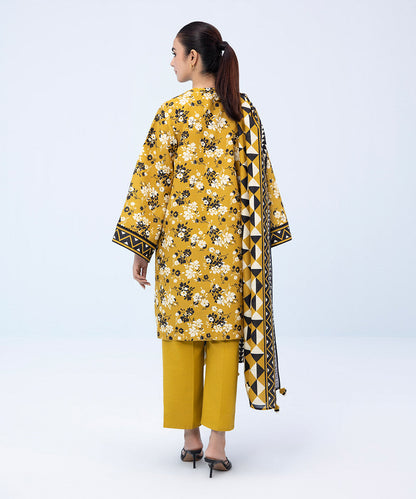 Sapphire - 3 Piece - Printed Khaddar Suit