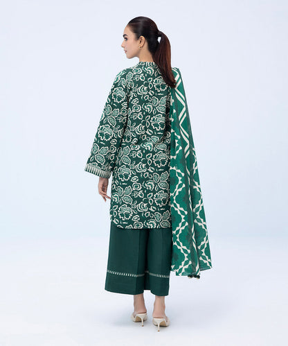 Sapphire - 3 Piece - Printed Khaddar Suit