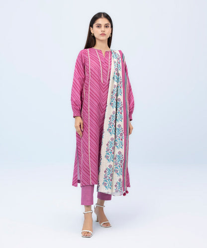 Sapphire - 3 Piece - Printed Khaddar Suit