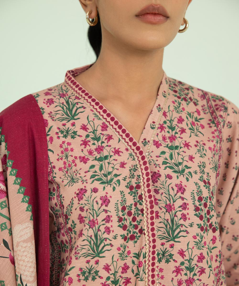 Sapphire - 3 Piece - Printed Khaddar Suit