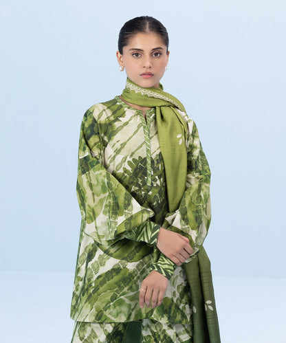 Sapphire - 3 Piece - Printed Khaddar Suit