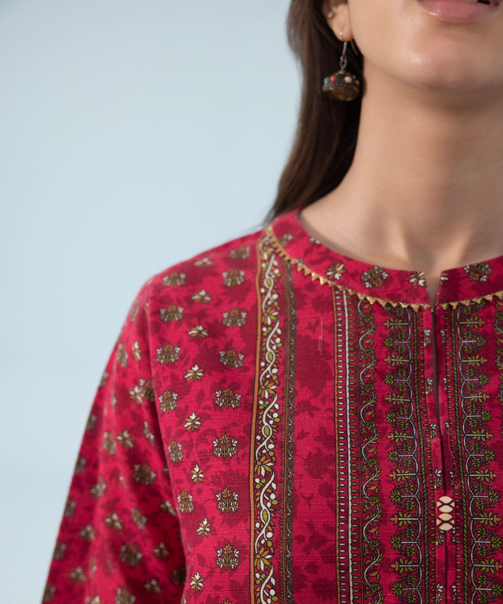 Sapphire - 3 Piece - Printed Khaddar Suit