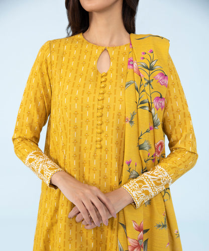 Sapphire - 3 Piece - Printed Khaddar Suit