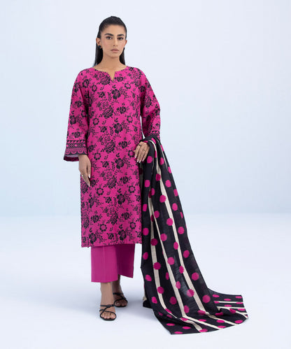 Sapphire - 3 Piece - Printed Khaddar Suit