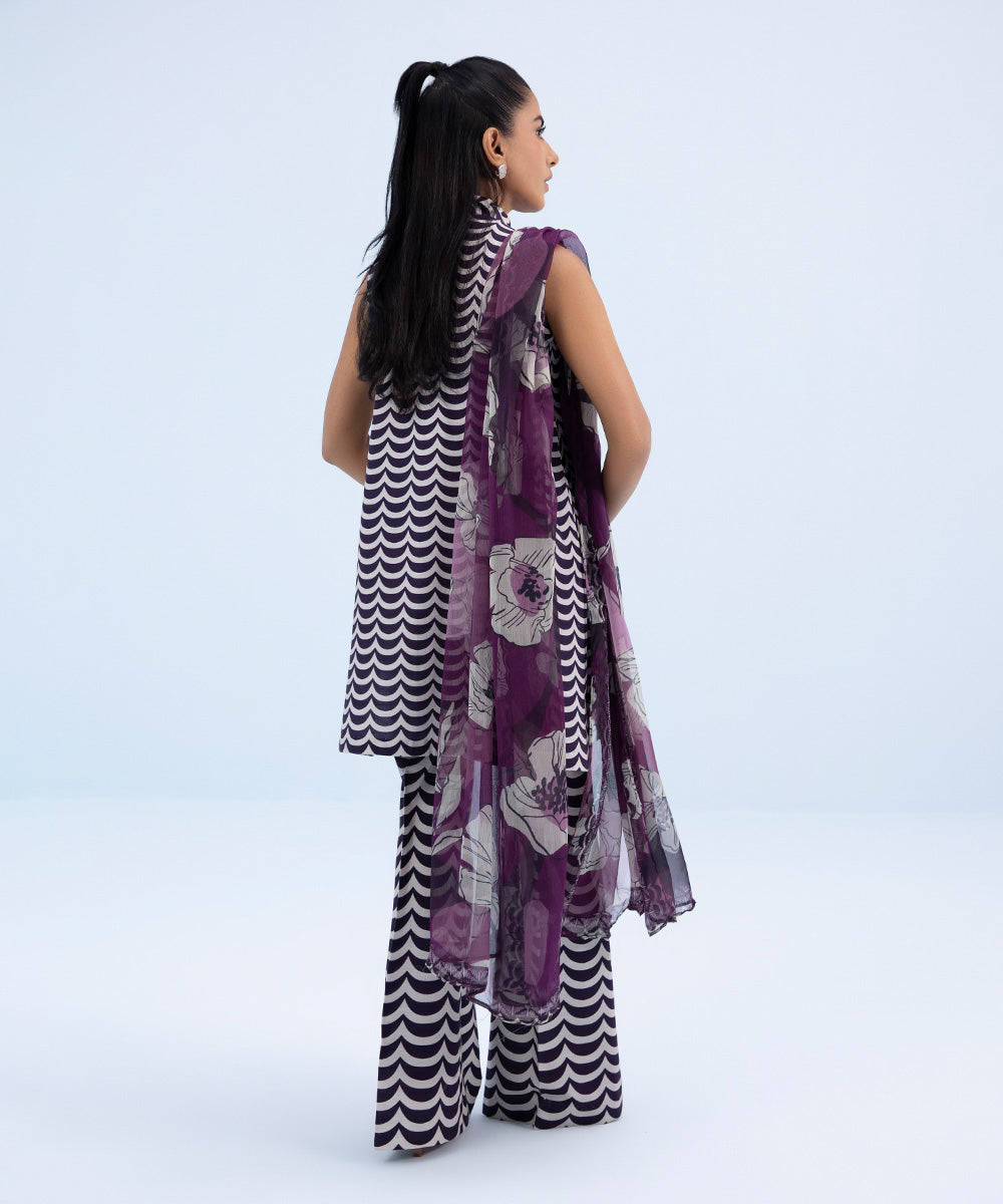 Sapphire - 3 Piece - Embroidered Khaddar Suit