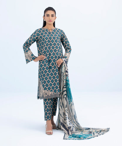 Sapphire - 3 Piece - Embroidered Khaddar Suit