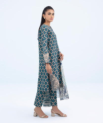 Sapphire - 3 Piece - Embroidered Khaddar Suit