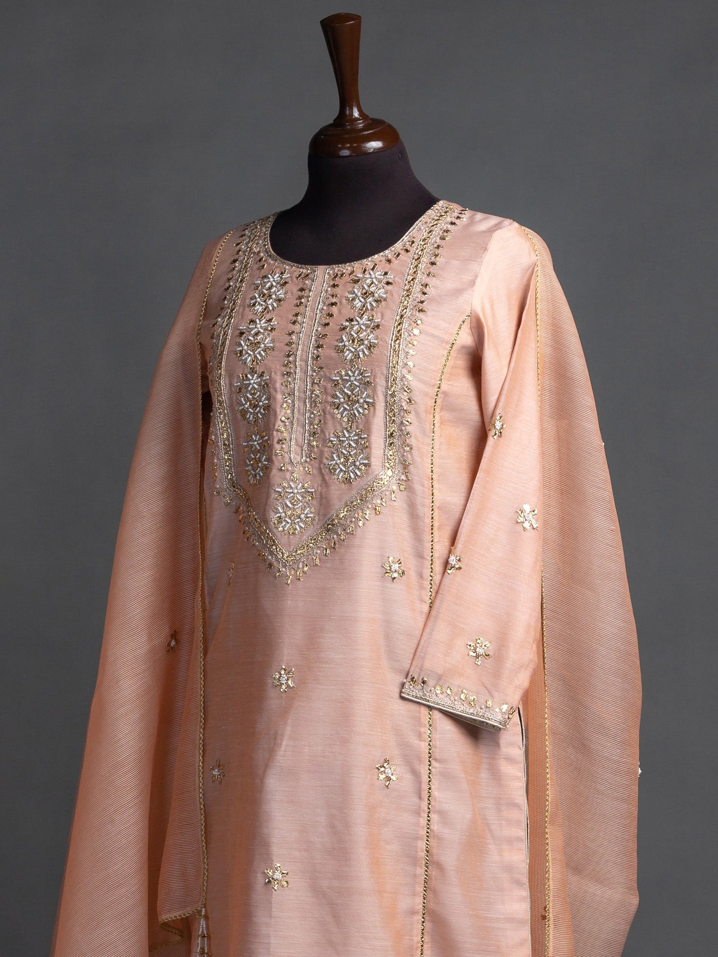 Eraj Hussain - Gotta Patti Peach - Stitched