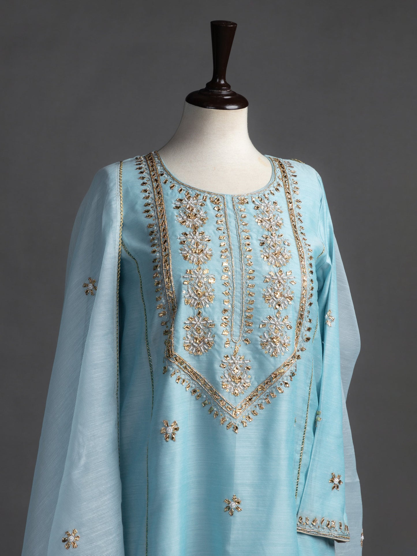 Eraj Hussain - Gotta Patti Ferozi - Stitched