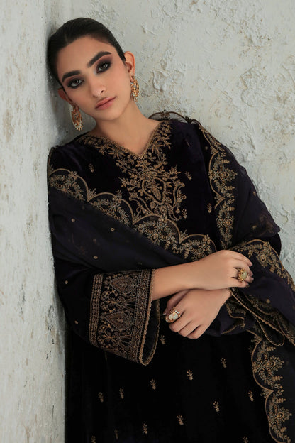 Baroque - EMBROIDERED VELVET UF-239