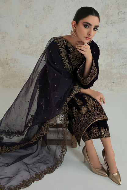 Baroque - EMBROIDERED VELVET UF-239