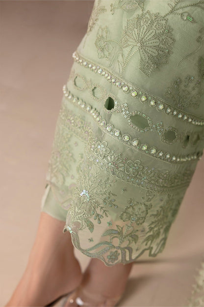 Baroque - EMBROIDERED ORGANZA UF-415