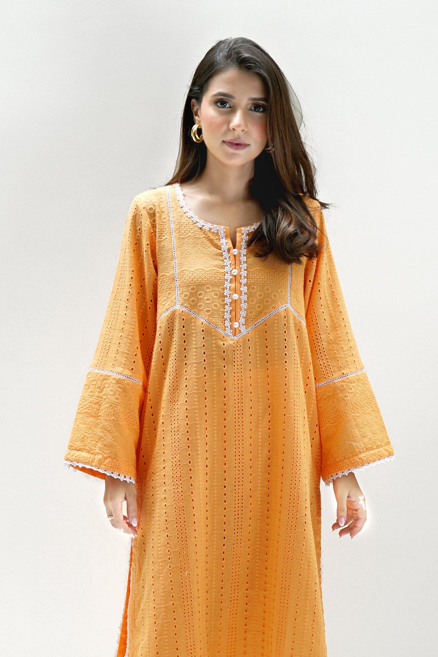 Ayesha Naveed - Tangerine