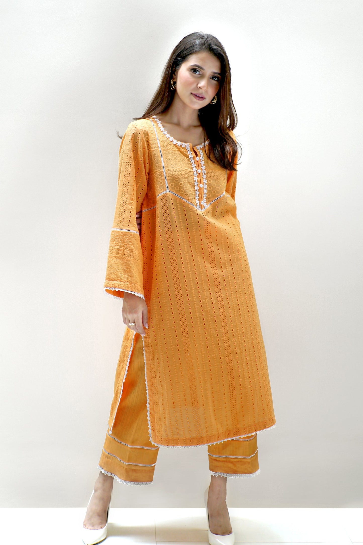 Ayesha Naveed - Tangerine