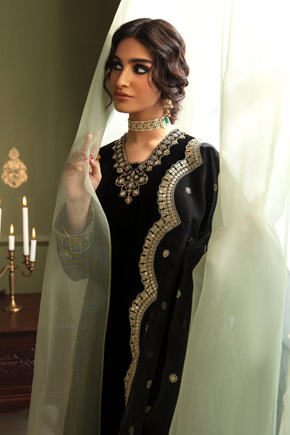 Baroque - EMBROIDERED VELVET UF-462