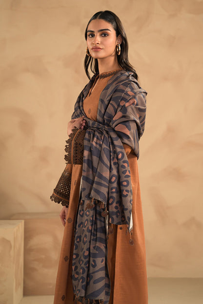 Baroque - EMBROIDERED SLUB KHADDAR UF-484