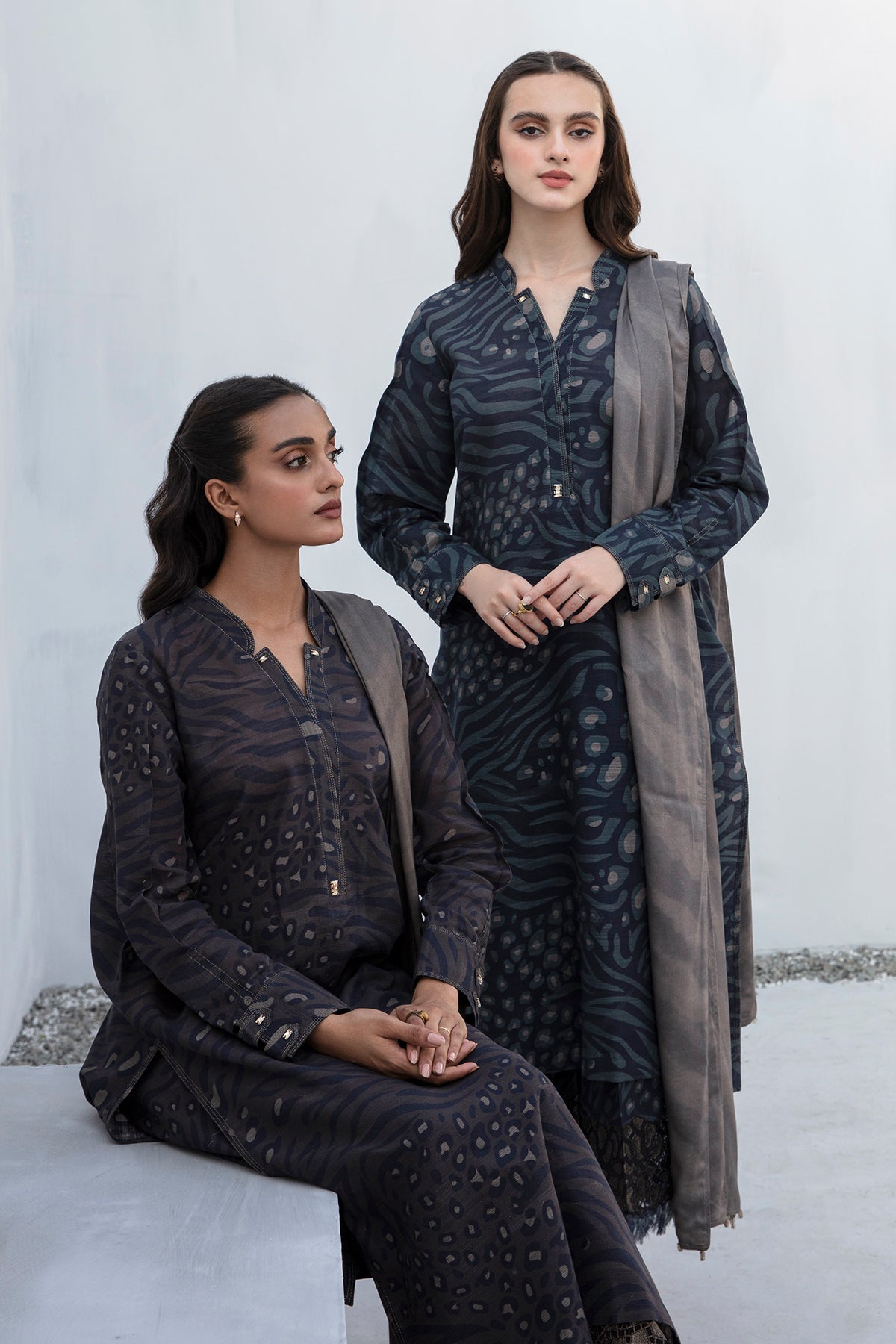 Baroque - PRINTED SLUB KHADDAR PR-871