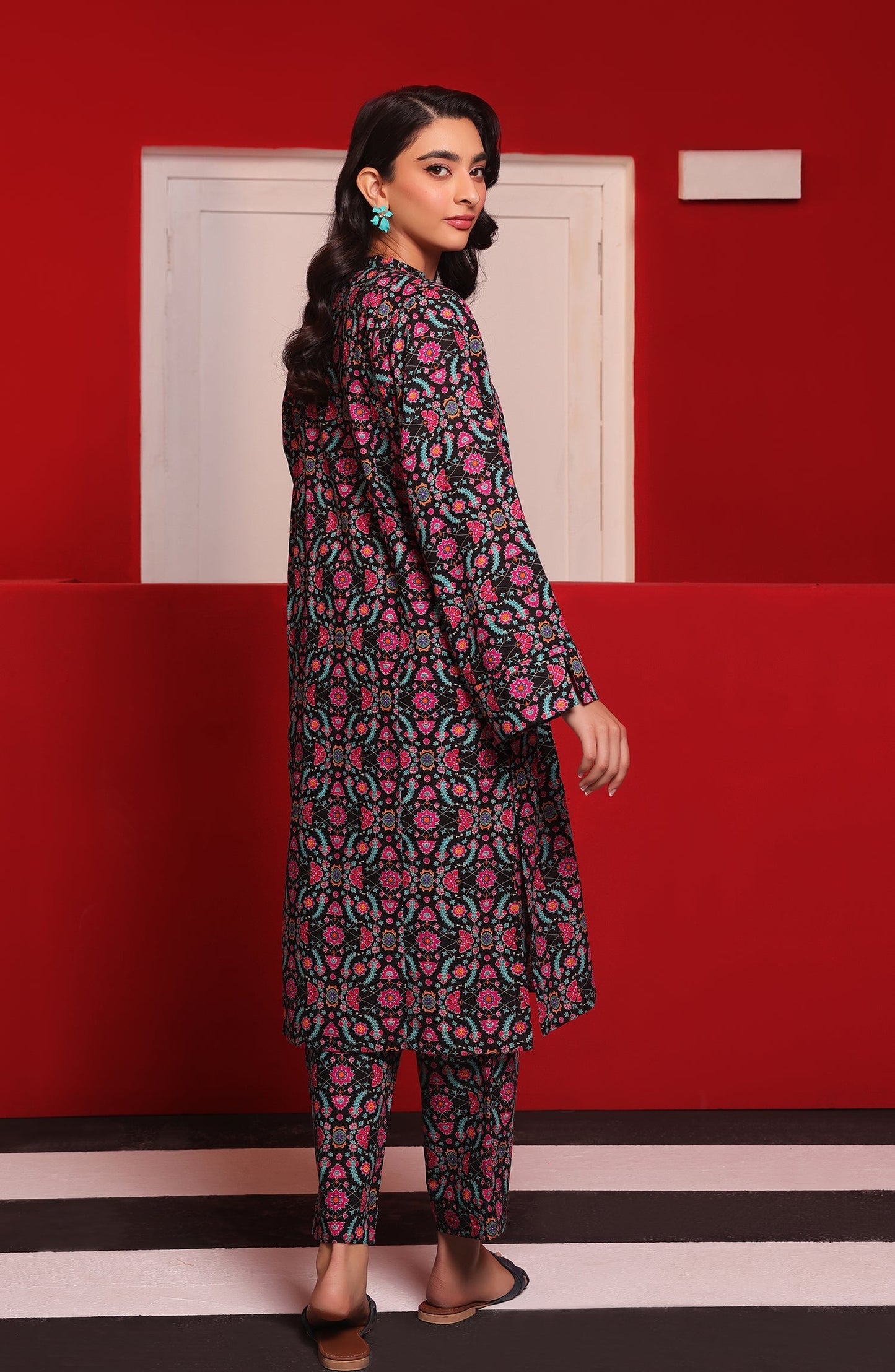 Orient - Stitched 2 Piece Printed Khaddar Shirt and Khaddar Pant