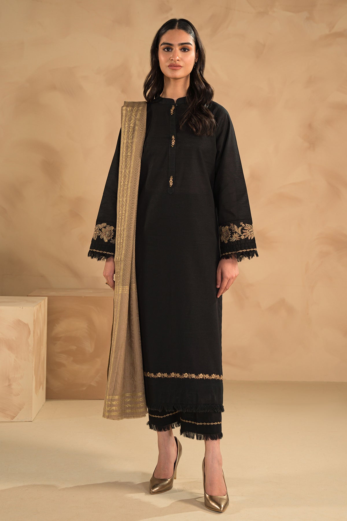 Baroque - EMBROIDERED SLUB KHADDAR PR-884