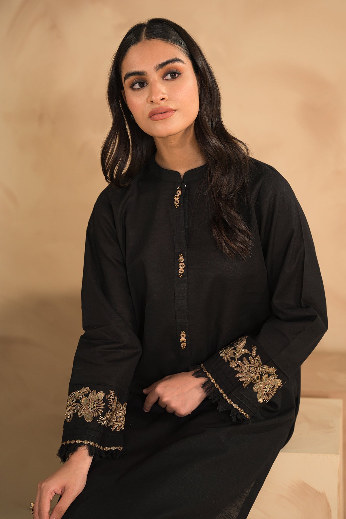 Baroque - EMBROIDERED SLUB KHADDAR PR-884