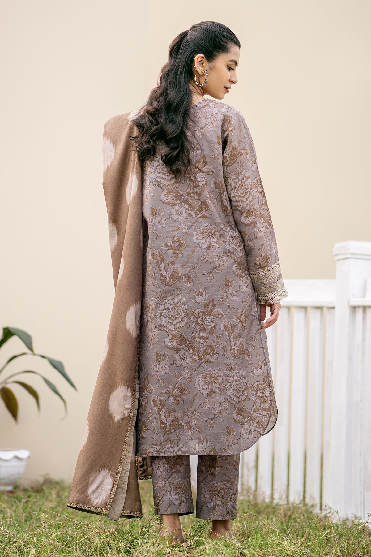 Baroque - DIGITAL PRINTED SLUB KHADDAR UF-502